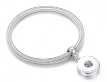Load image into Gallery viewer, Fashion Bracelet with Interchangeable Snap Photo Button