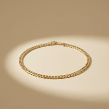 Load image into Gallery viewer, Mens 20in 10mm Gold 18K Stainless Steel Curb Chain
