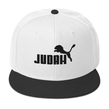 Load image into Gallery viewer, Custom Judah White/Black Snapback Hat
